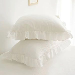 Ruffle trim pillow cases